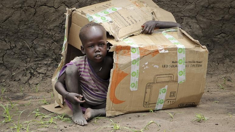 منظمة دولية تحذر: نصف مليار شخص قد يصبحون تحت خط الفقر بسبب كورونا
