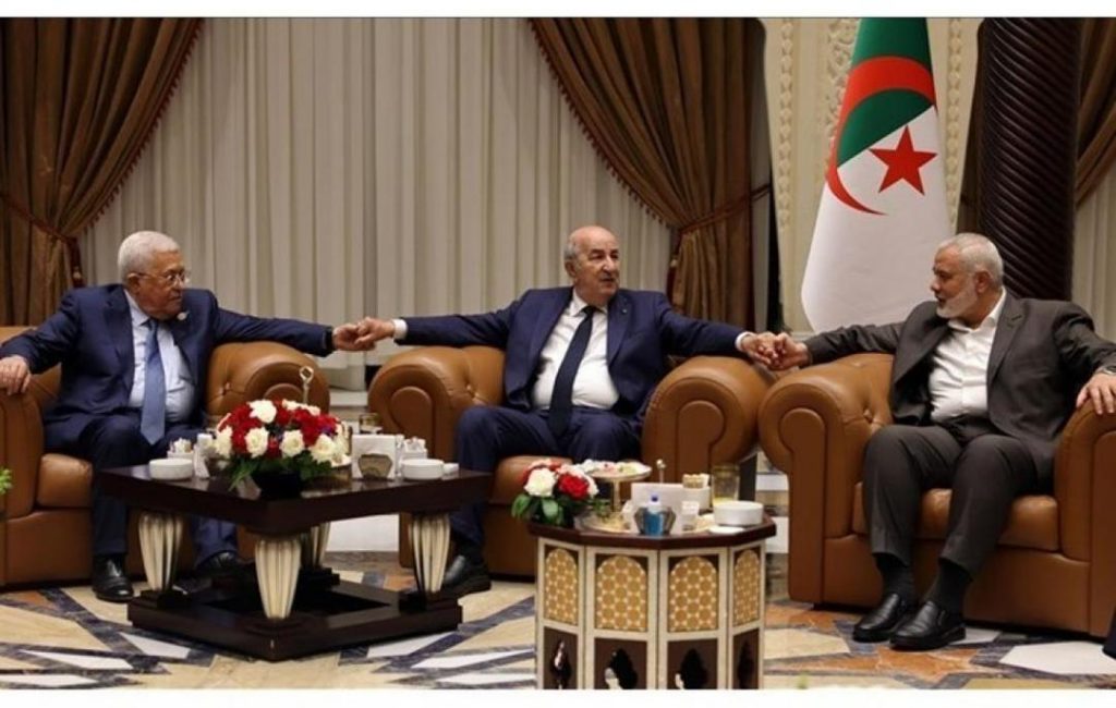 الجزائر : فتح تقدم شروطها الاعتراف بالتزامات المنظمة وشروط «الرباعية الدولية».وحماس تطرح رؤيتها والاتفاق لازال بعيداً